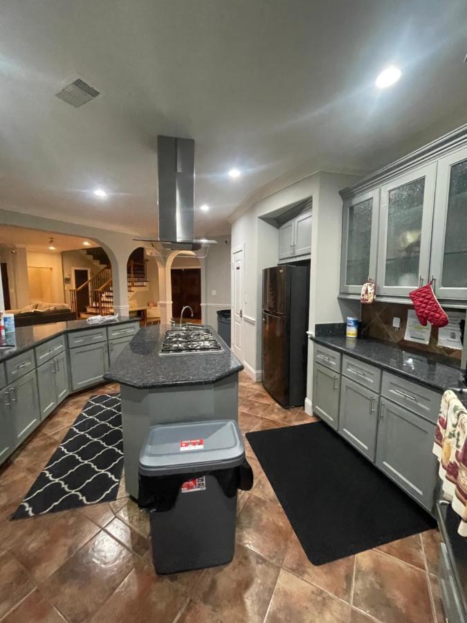 Luxuria Mini-Mansion Near Houston Downtown Villa Exterior photo
